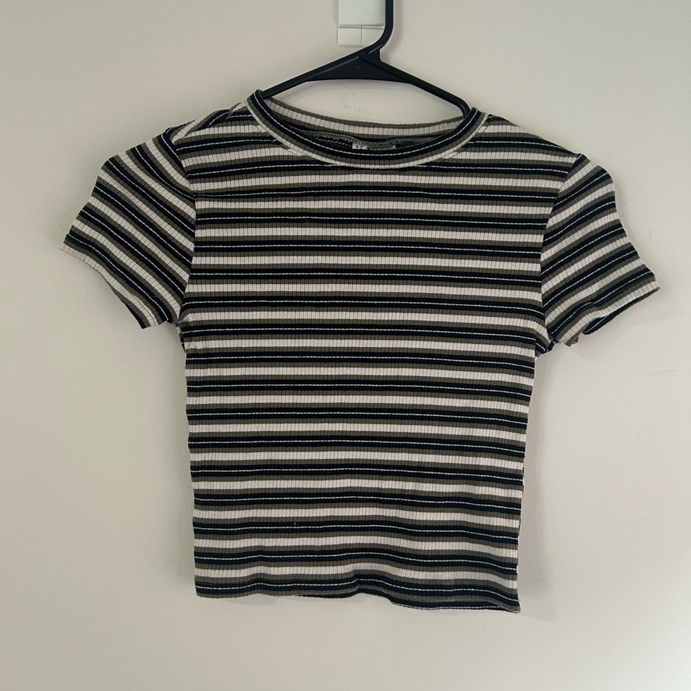 H&M‎ baby tee